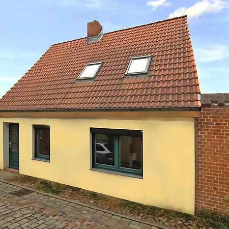 In Plau Am See, Cleaning Included Holiday home